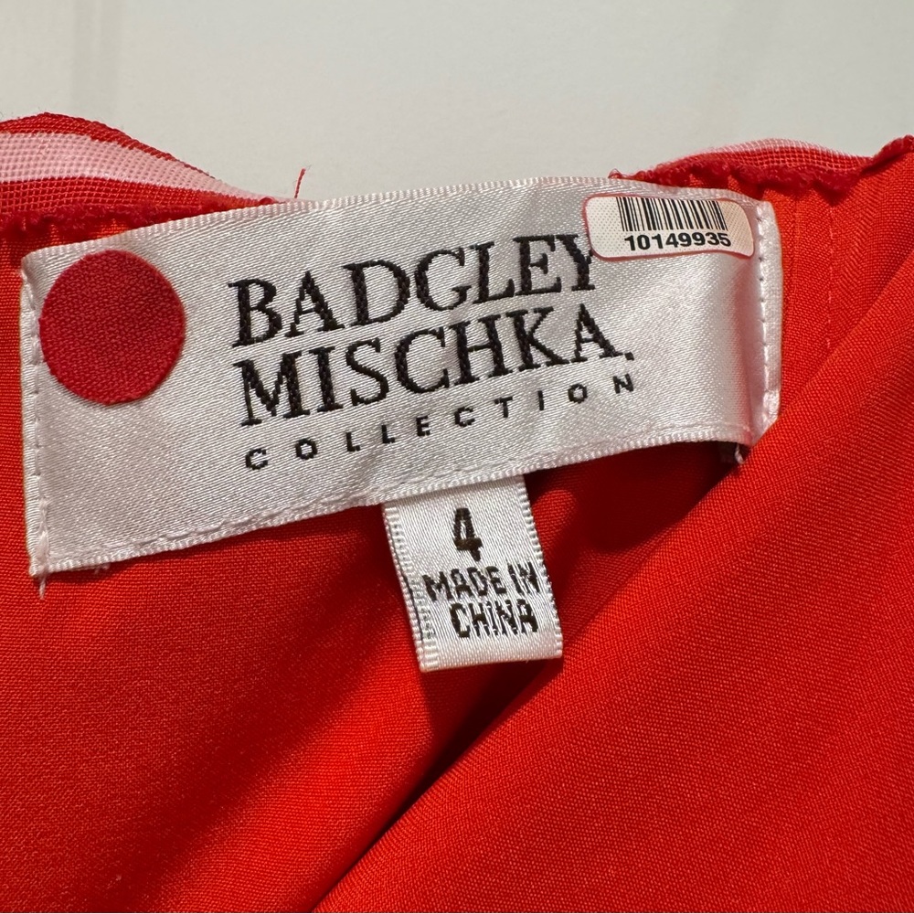 Badgley Mischka Celebrity Gown, Red Chiffon, Size 4 - Picture 12 of 15